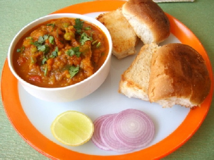 Image Source http://www.sailusfood.com/2010/03/17/pav-bhaji/