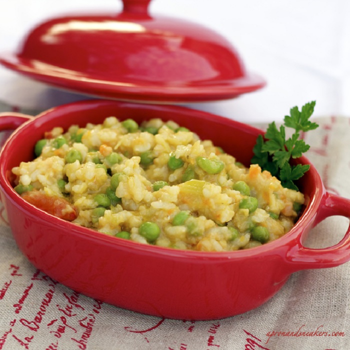 Photo Credit http://www.apronandsneakers.com/2012/01/risotto-with-red-lentils-green-peas.html